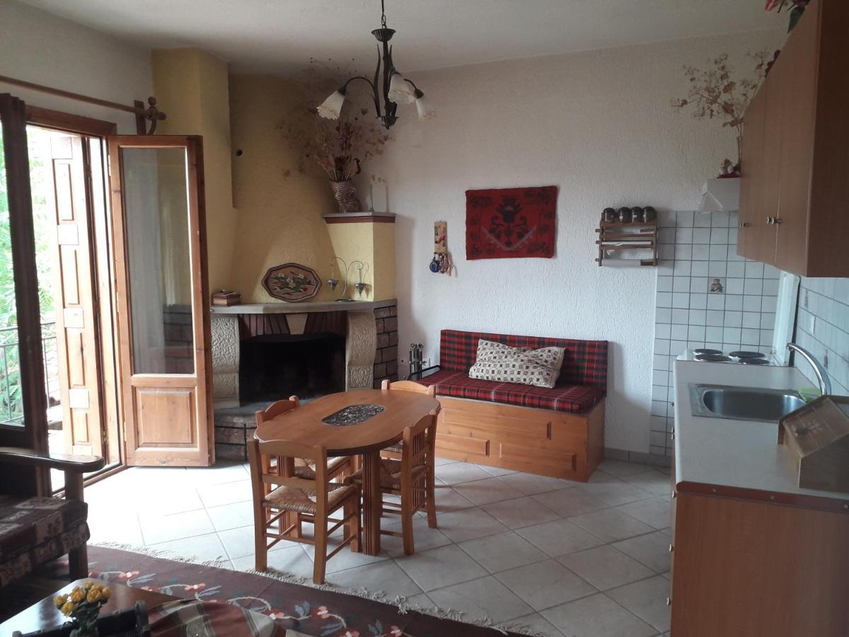 Traditional House Kalivia  Екстер'єр фото
